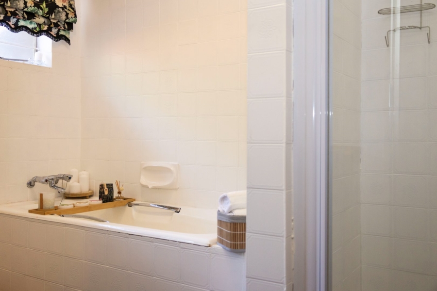 To Let 4 Bedroom Property for Rent in Ifafi North West